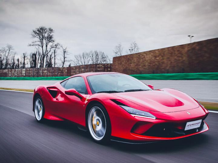 Produktbild Smartbox Fahrertraining: 1 Runde in einem Ferrari 488 GTB auf dem Red Bull Ring in Österreich (1 Pers.)