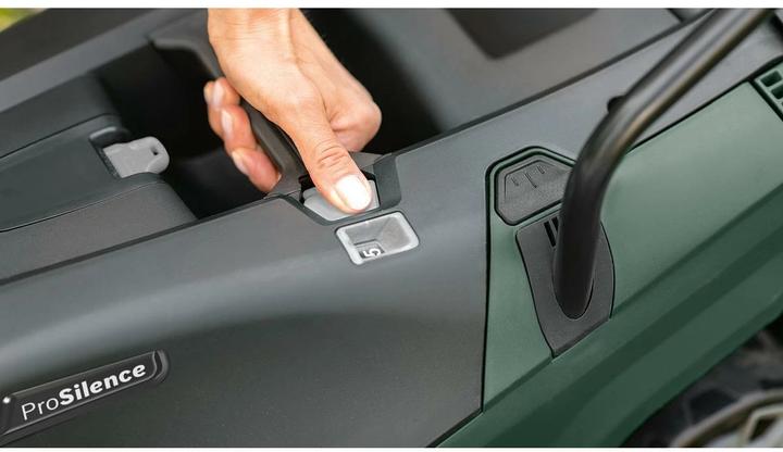 Actual product image Bosch Home & Garden Universal Rotak 36-560 (Rechargeable battery operated)
