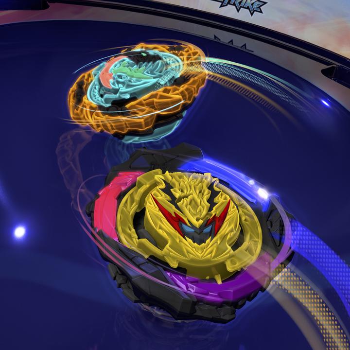 Productafbeelding Hasbro Beyblade Burst QuadStrike Light Ignite Beyblade Stadion Strijdset (Duits, Frans, Italiaans, Engels, Nederlands, Zweeds, Noors, Pools)