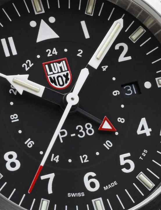 Image du produit Luminox P-38 Lightning Gmt 9520 Series (Montre pilote, 42 mm)