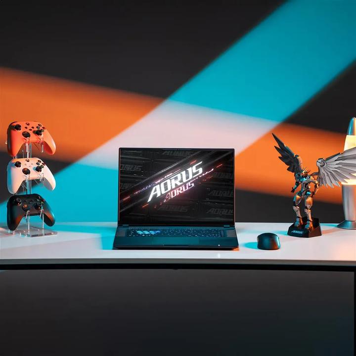 Actual product image Gigabyte Aorus 16X (16", Intel Core i9-14900HX, 32 GB, 2000 GB, DE)