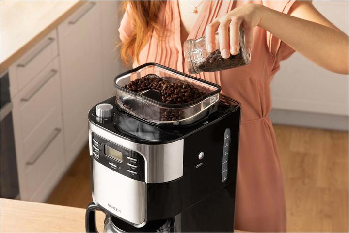 Produktbild Sencor SCE 7000BK Kaffeemaschine in Schwarz und Silber