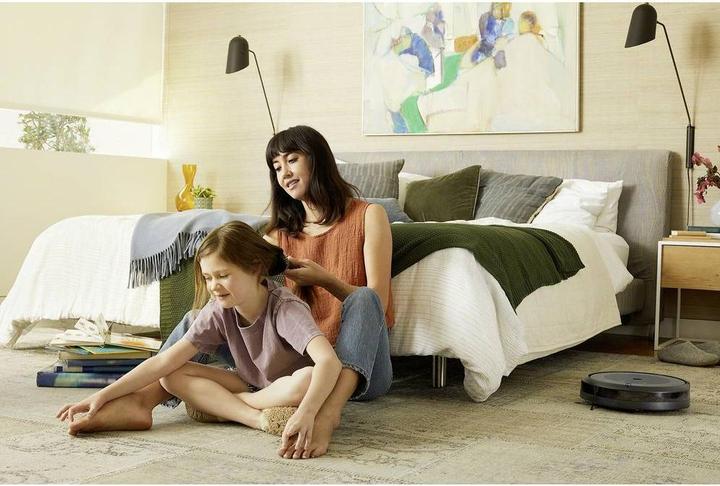 Actual product image iRobot Roomba i5+ (Robot vacuum)