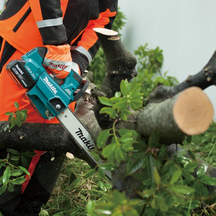 Actual product image Makita DUC306ZB (Battery chain saw)