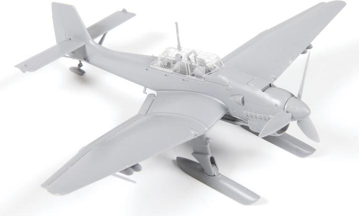 Produktbild 1:72 JU-87 B-2/U4 Stuka w/Ski