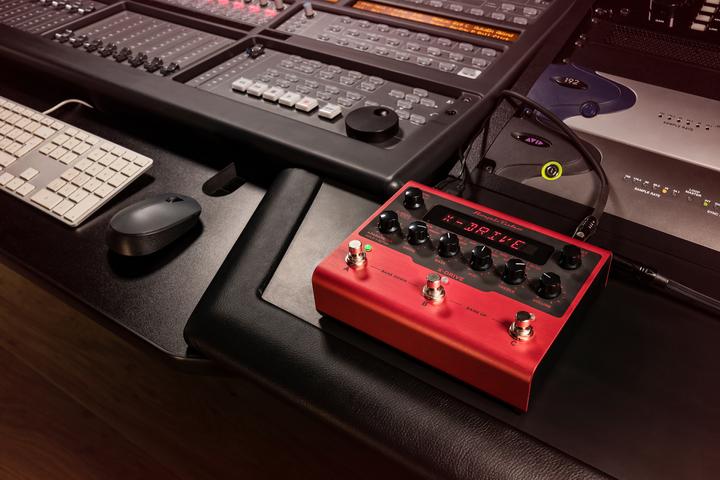 Immagine prodotto IK Multimedia X-Drive