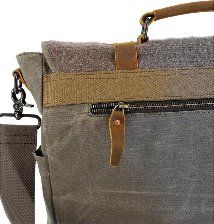Produktbild Army Shop Aktentasche Schweizer Wolldecke
