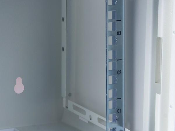 Produktbild Good Connections 10" Wandgehäuse, 4HE, reinweiss (RAL9010), 312 x 300mm, fertig montiert, ® (4 HE, 10 Zoll Rack)