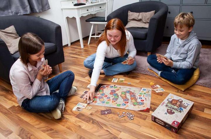 Actual product image Pegasus 51230G - KuZOOka, board game, for 2-6 players, from 9 years (DE/EN edition) (English)