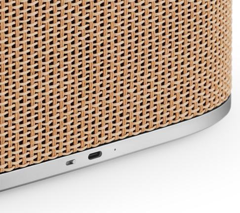 Actual product image B&O Beosound A5 (12 h, Rechargeable battery operated, USB power delivery)
