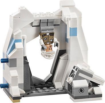 Actual product image LEGO Star Wars Assault on Hoth (75098, LEGO Star Wars)