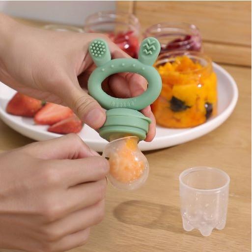 Produktbild Haakaa Fruchtsauger und Gefrierhülle Set
