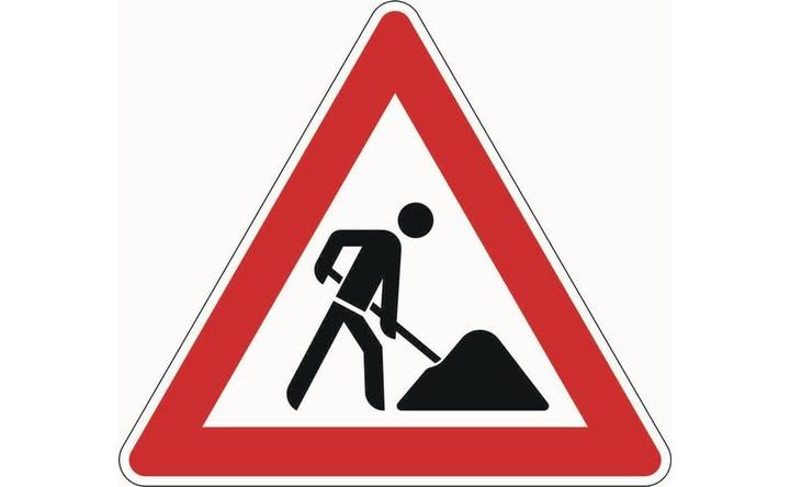 Actual product image Magni Traffic sign VZ 123 aluminium 2 mm, SL 630 mm, reflective type 1