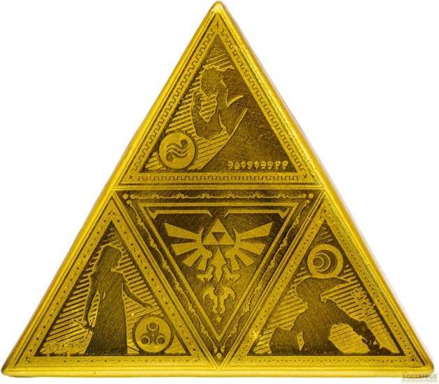 Actual product image Pyramid THE LEGEND OF ZELDA - Triforce - Tirelire 17.5cm
