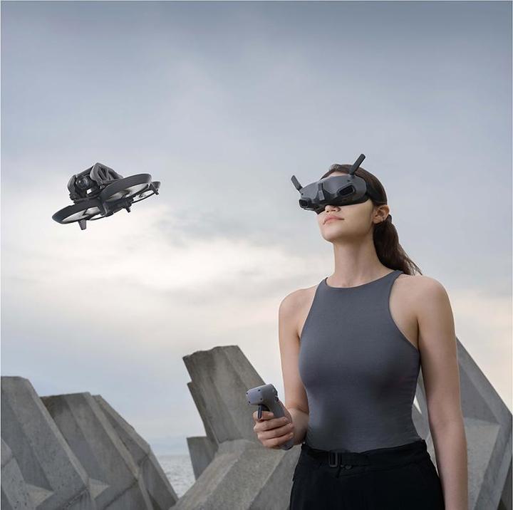 Image du produit DJI Avata Explorer Combo (18 min, 410 g, 12 Mpx)