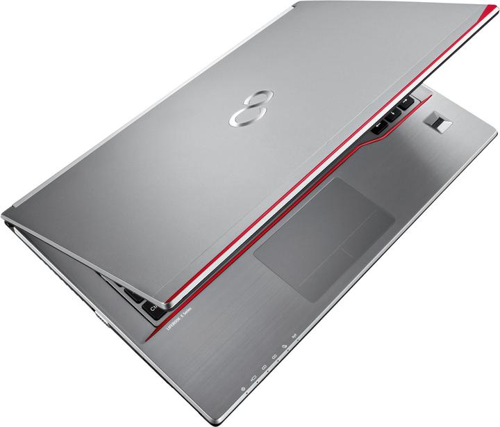 Actual product image Fujitsu Lifebook E736 (13.30", Intel Core i5-6200U, 8 GB, 256 GB, CH)