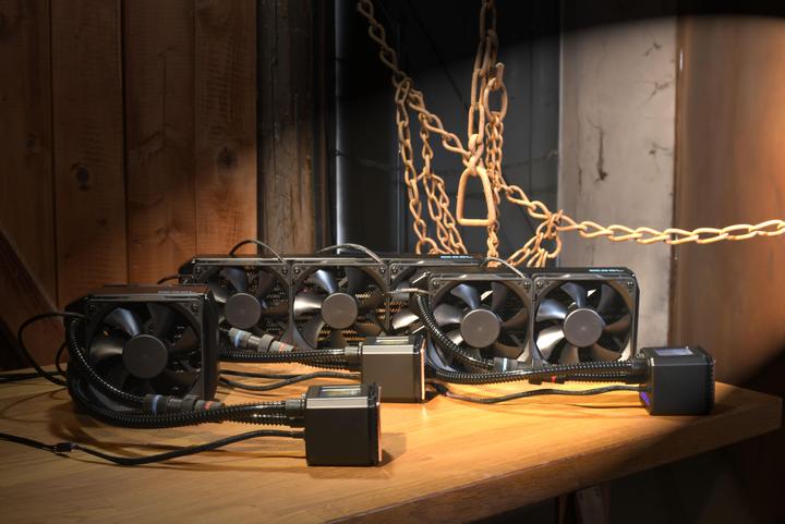 Produktbild Alphacool Eisbear 240