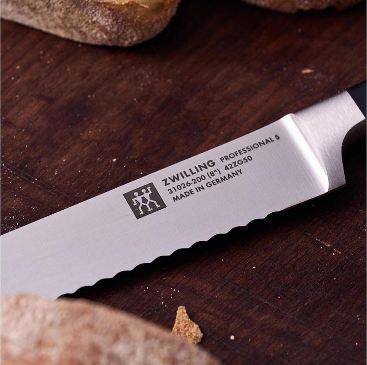 Actual product image Zwilling Professional S (20 cm)
