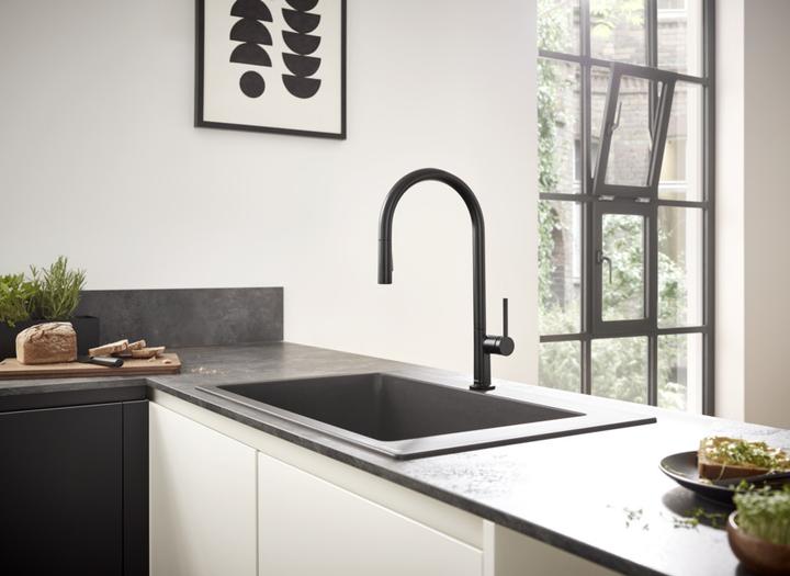 Actual product image hansgrohe HG single-lever sink mixer 210 TALIS M Pull-out spray stainless steel finish