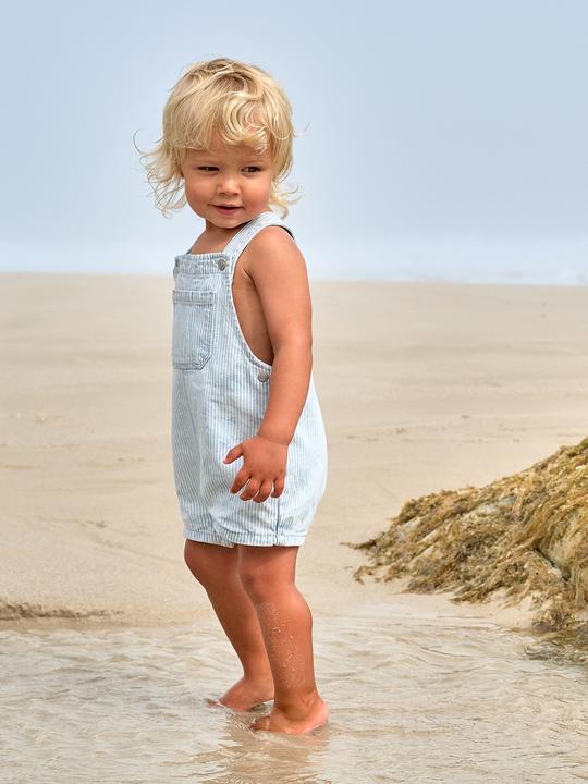 Actual product image Vertbaudet Baby Latzhose mit Streifenmuster (104)