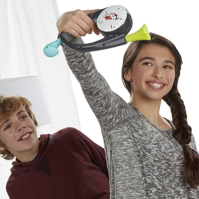 Produktbild Hasbro Bop It Moves. (Deutsch)
