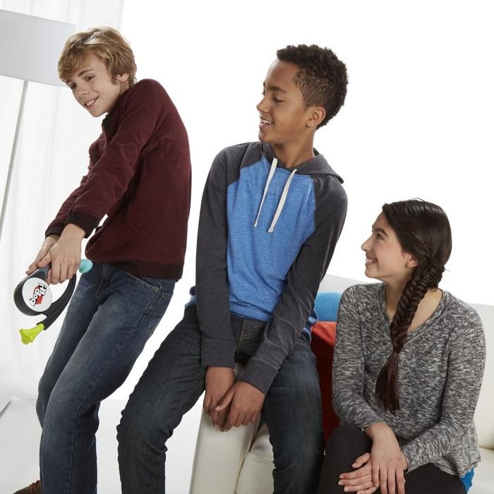 Produktbild Hasbro Bop It Moves. (Deutsch)