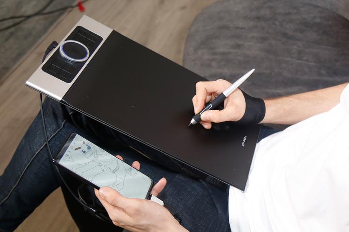 Actual product image XP-Pen Deco Pro M (12", 5080 lpi)
