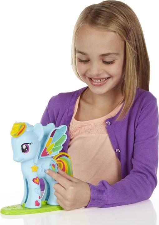 Actual product image Play-Doh Rainbow Dash