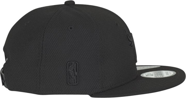 Image du produit New Era 9Fifty Snapback Cap - DIAMOND Chicago Bulls noir (S/M)