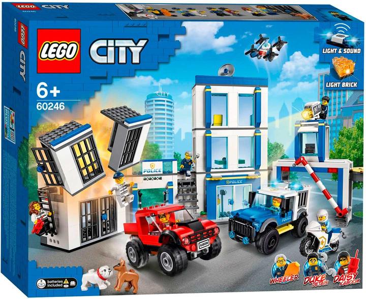 Actual product image LEGO Police Station (60246, LEGO City)