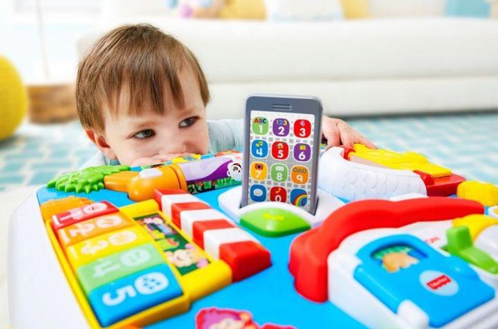 Produktbild Fisher-Price Lernspass Spieltisch