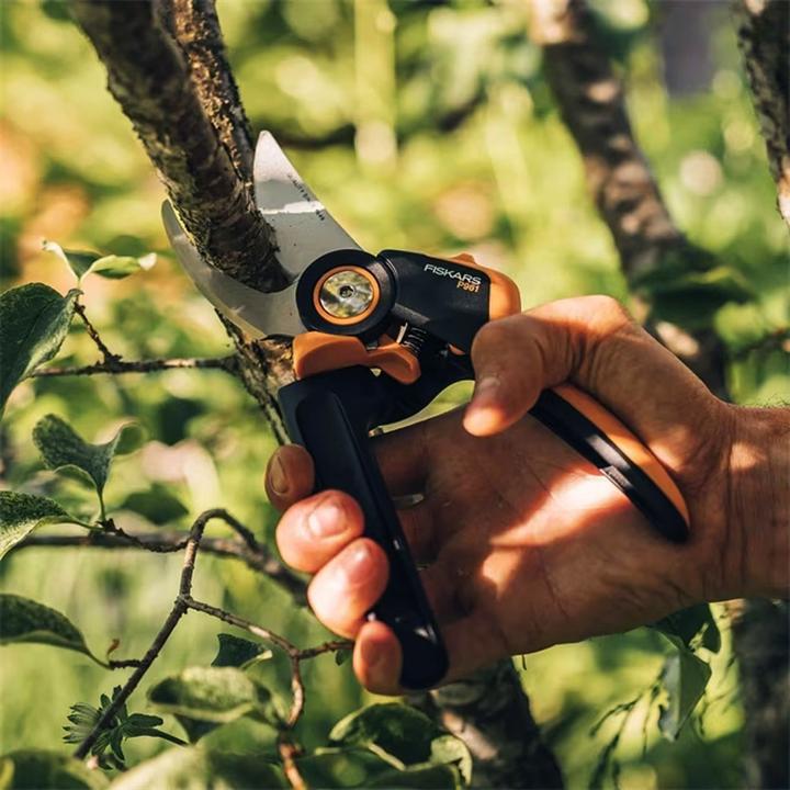 Actual product image Fiskars M P921 Branch pruner bypass /Orange