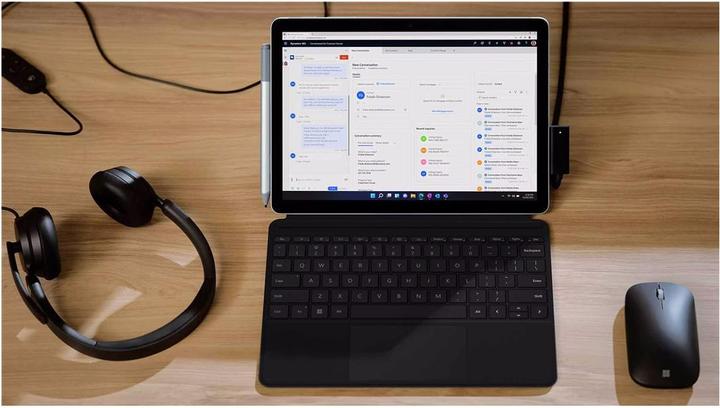 Actual product image Microsoft Surface Go 4 for business (10.50", Intel N200, 8 GB, 64 GB, Without keyboard layout)