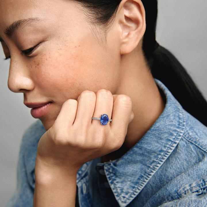 Produktbild Pandora Ring Funkelndes Statement Halo (52, 925 Silber)