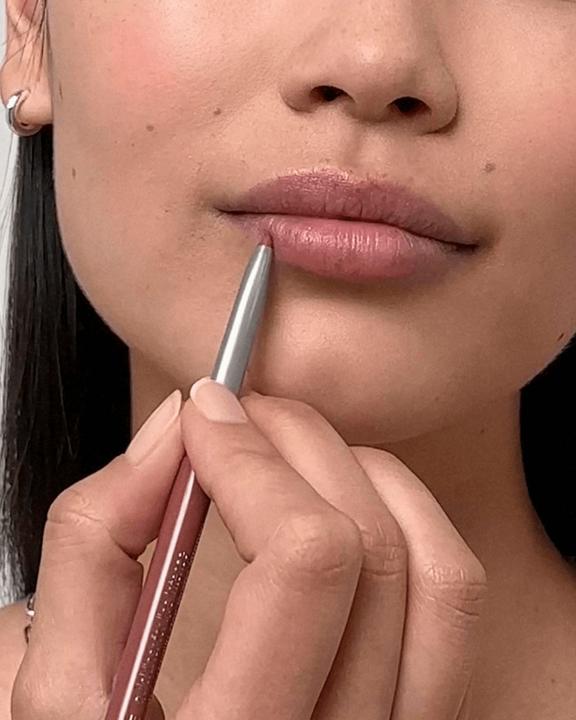 Actual product image Clinique Quickliner (Chili)