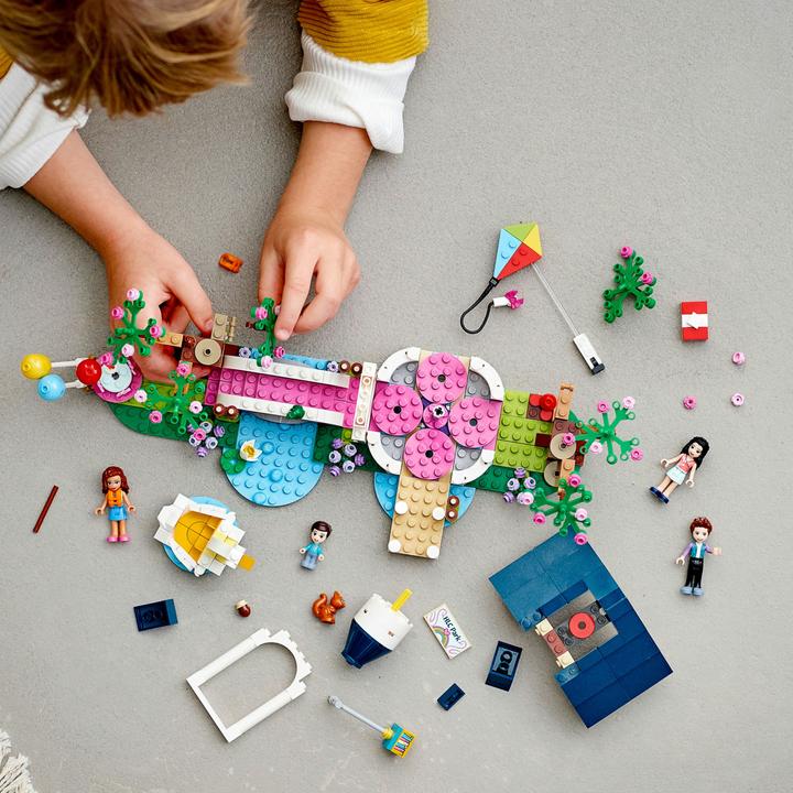 Image du produit LEGO Friends - Parc de la ville de Heartlake (41447, LEGO Friends)