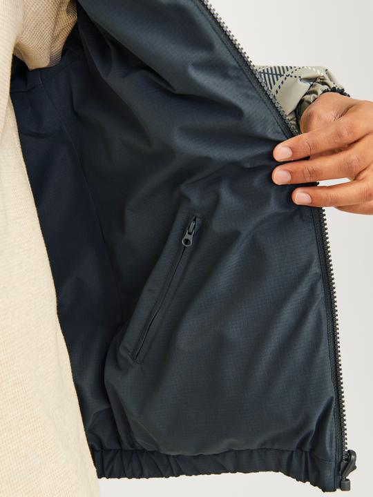 Image du produit Jack & Jones Veste matelassée JORNGIA (152)