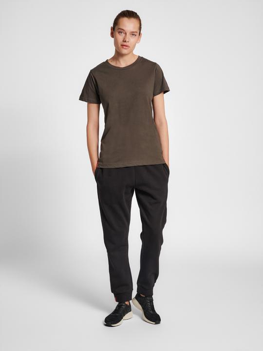 Actual product image hummel Red Basic Sweat Pants Woman (S)