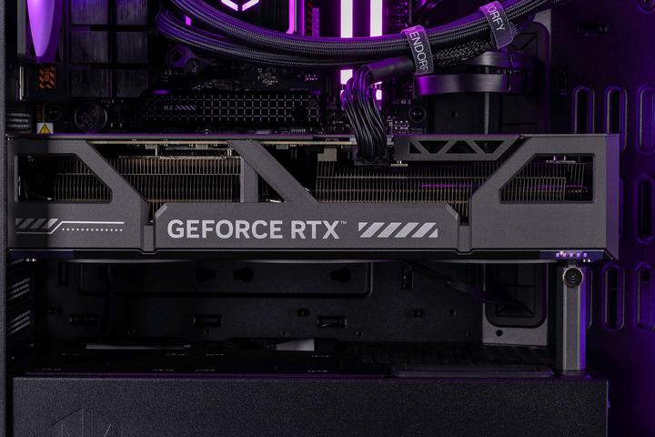 Produktbild Actina 5901443411956 (AMD Ryzen 7 9800X3D, 32 GB, 2000 GB, GeForce RTX 5080)