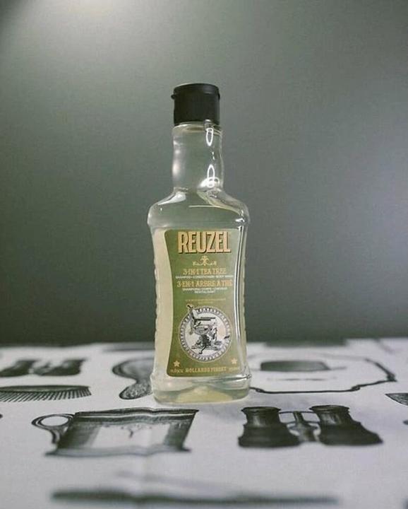 Actual product image Reuzel 3-in-1 shampoo (350 ml, Liquid shampoo)