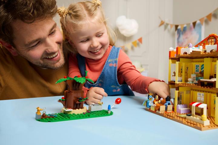Produktbild LEGO Blueys Haus (11203, LEGO Bluey)