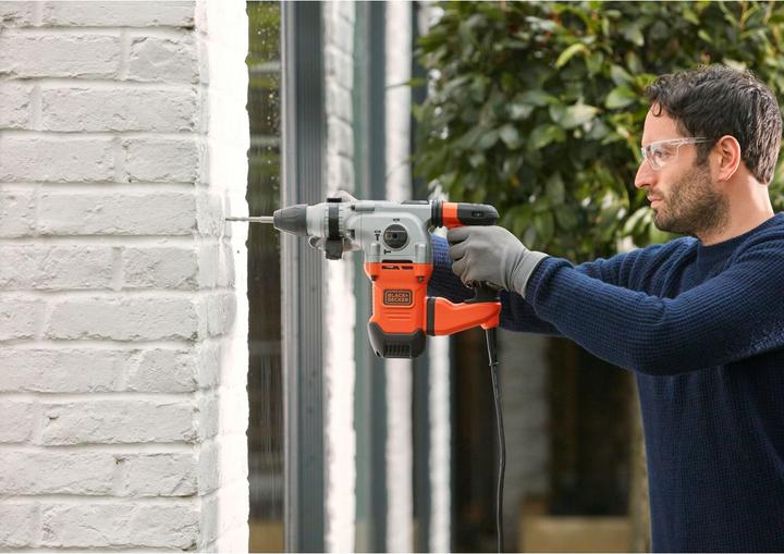 Actual product image Black & Decker BEHS03K (Electrical connection)