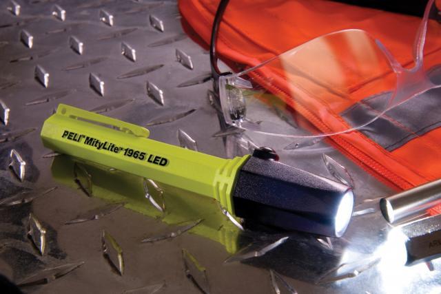 Actual product image Peli MityLite LED Lamp 2AAA