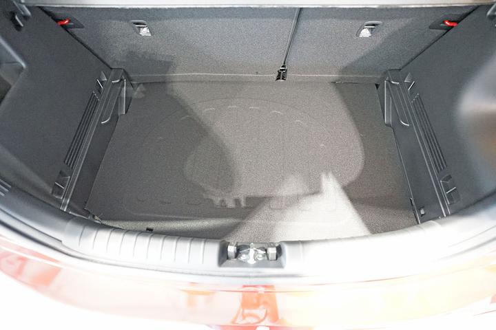 Immagine prodotto ProPlus Vaschetta portaoggetti per Kia Rio dal 2017 ad oggi (con Varioboden, posizione inferiore)