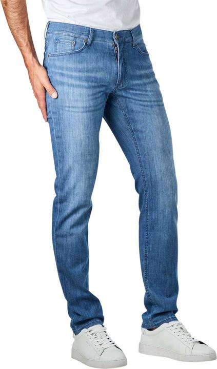 Actual product image BRAX Chuck Jeans Slim Fit light blue used (W46/L34)