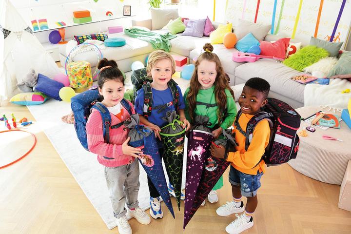 Produktbild Step by Step Schultüte,mit eingenähtem Bändchen (66.50 cm, 1 x)