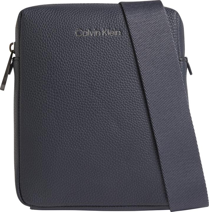 Calvin Klein K50K508695-BA7 (51% RECYCLED POLYESTER, 49% POLYURETHANE)