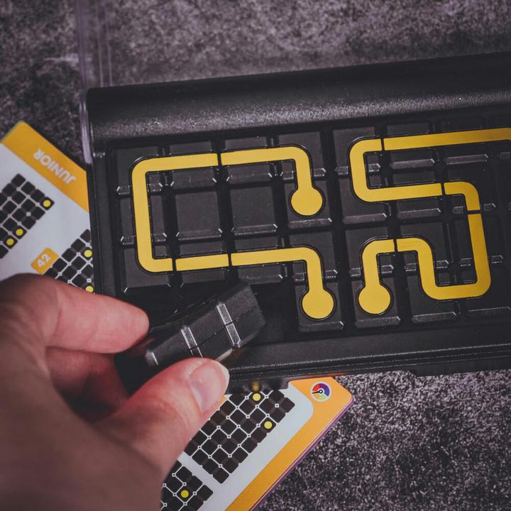 Actual product image Smart Games IQ circuit (German, English)