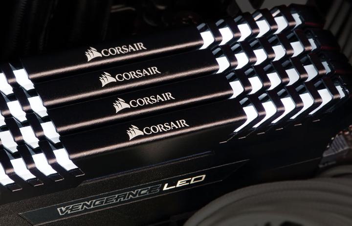 Image du produit Corsair Vengeance LED (2 x 8GB, 3200 MHz, RAM DDR4, DIMM)