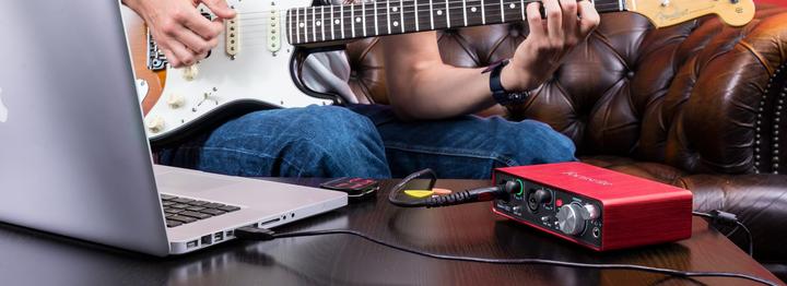 Produktbild Focusrite Scarlett 2i2 2nd Gen (USB)
